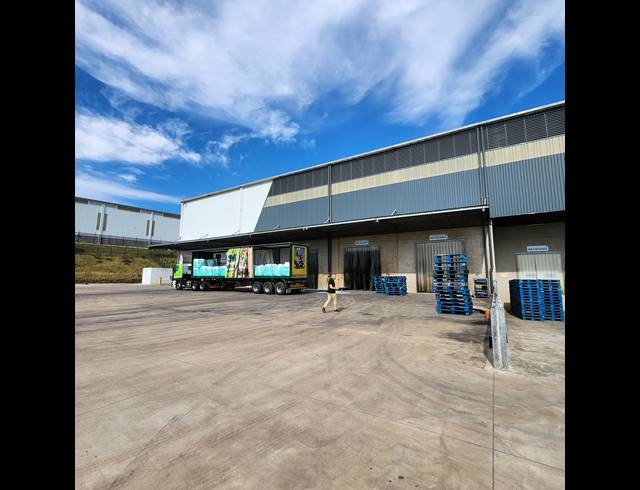 3,450M² WAREHOUSE TO LET IN RIVERHORSE VALLEY